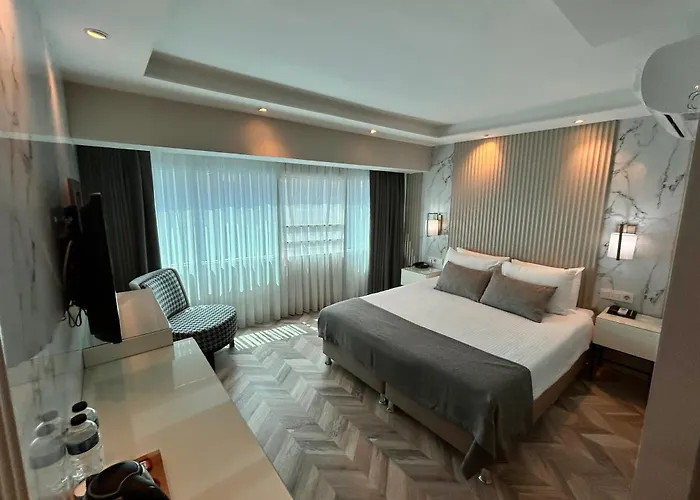 The Roomy Hotel Nisantasi